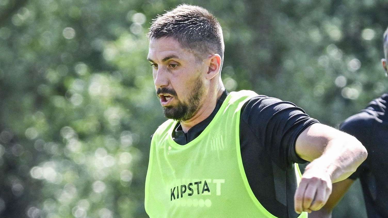 霍伊伦目前 霍伊伦目前